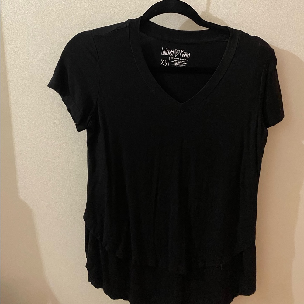 Latched Mama Boyfriend V-Neck Nursing Tee- Black
